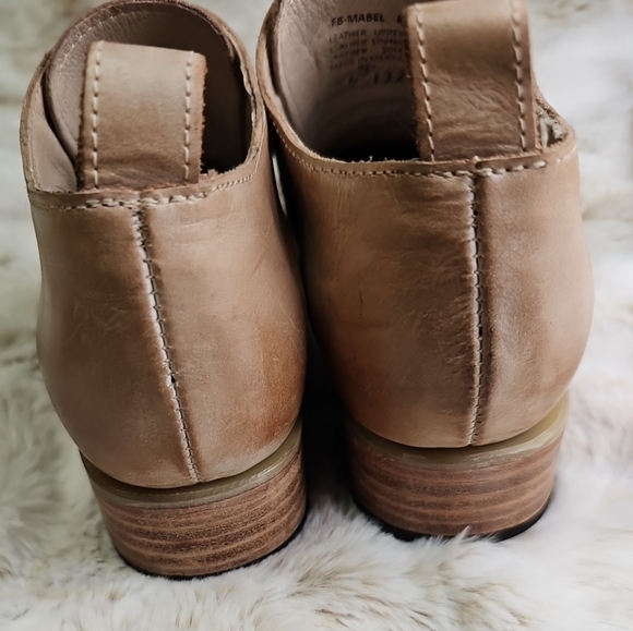 Freebird Womens Shoes FB-Mabel 8 Leather Taupe Oxfords - Picture 9 of 16